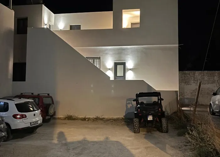 Domuselysia Ii * Naxos City