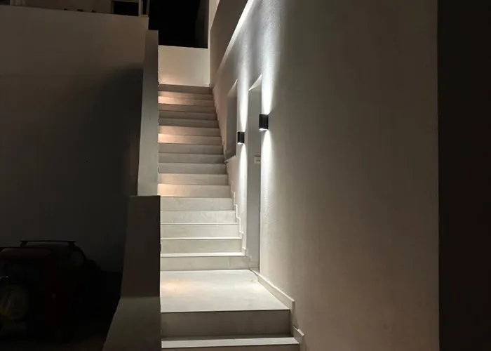 Domuselysia Ii * Naxos City